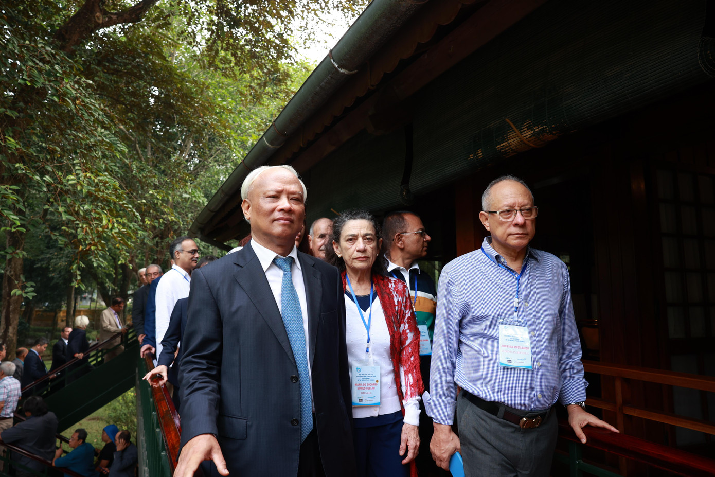 Các đại biểu đến từ phong trào ủng hộ hòa bình thế giới. (Ảnh: Như Ý)