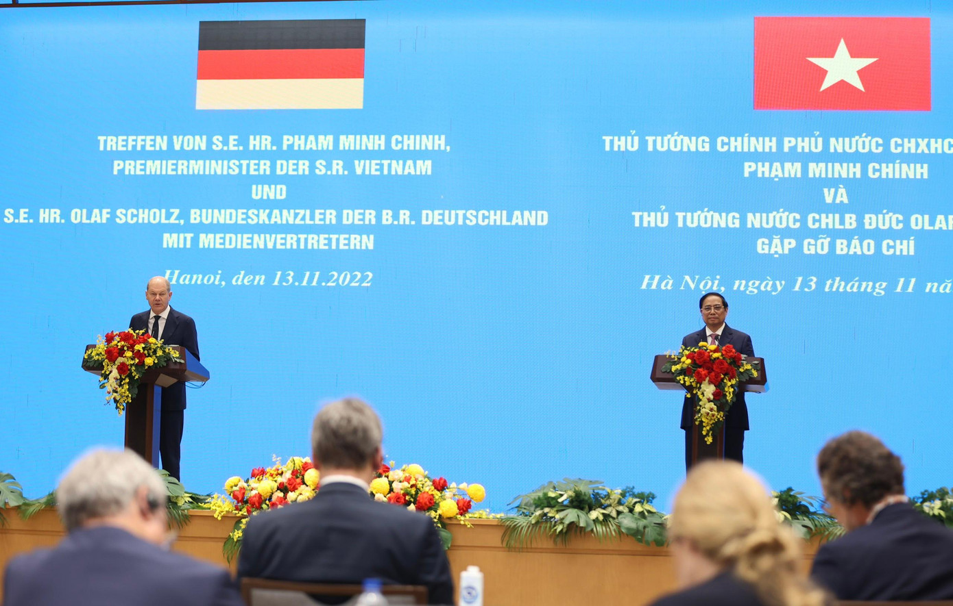 Hai Thủ tướng tại cuộc họp báo chung. (Ảnh: Như Ý)