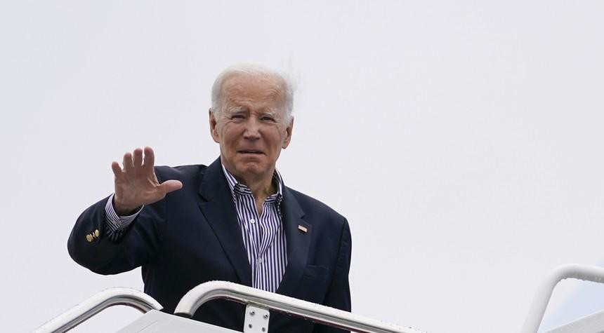 Tổng thống Mỹ Joe Biden đối mặt với rủi ro lớn trước thềm bầu cử giữa kỳ. (Ảnh: AP) Tổng thống Mỹ Joe Biden đối mặt với rủi ro lớn trước thềm bầu cử giữa kỳ. (Ảnh: AP)