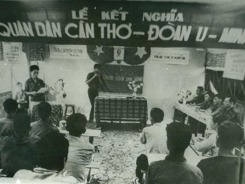 Trung đoàn do Phạm Văn Trà là Trung đoàn trưởng, trong chiến tranh chống Mỹ - Ảnh: Tư liệu