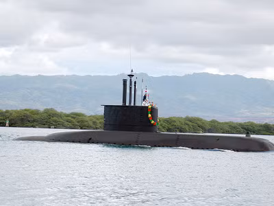 ROKS Lee Sunsin (SS 068) Tàu ngầm của Hàn Quốc. ROKS Lee Sunsin (SS 068) Tàu ngầm của Hàn Quốc