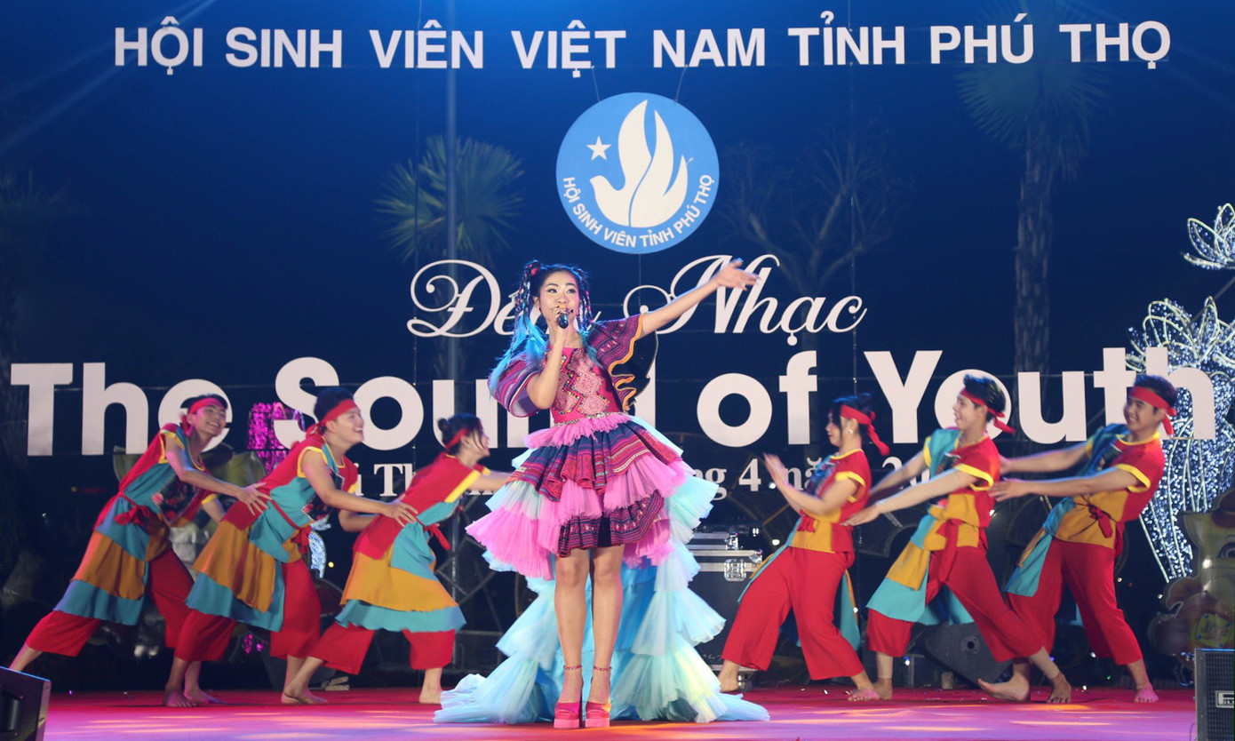 Ca sỹ Hà MyO - Gương mặt trẻ Việt Nam tiêu biểu năm 2022 biểu diễn tại chương trình. Ảnh: BTC Ca sỹ Hà MyO - Gương mặt trẻ Việt Nam tiêu biểu năm 2022 biểu diễn tại chương trình. Ảnh: BTC