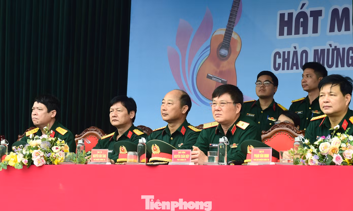 Các đại biểu dự chương trình. Ảnh: Xuân Tùng Các đại biểu dự chương trình. Ảnh: Xuân Tùng