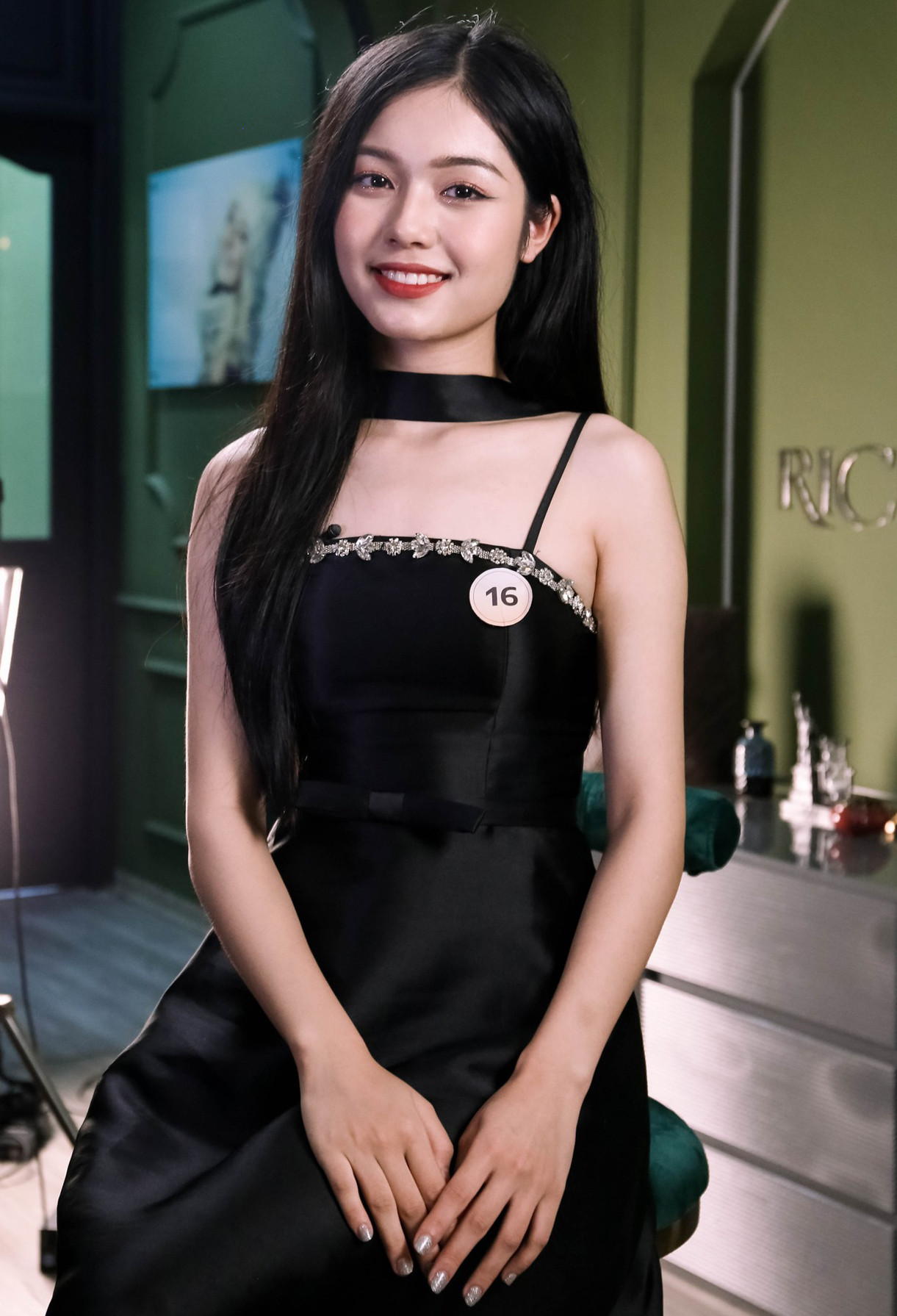 Uyên Nhi tỏa sáng trong các hoạt động của cuộc thi. Ảnh: BTC Uyên Nhi tỏa sáng trong các hoạt động của cuộc thi. Ảnh: BTC