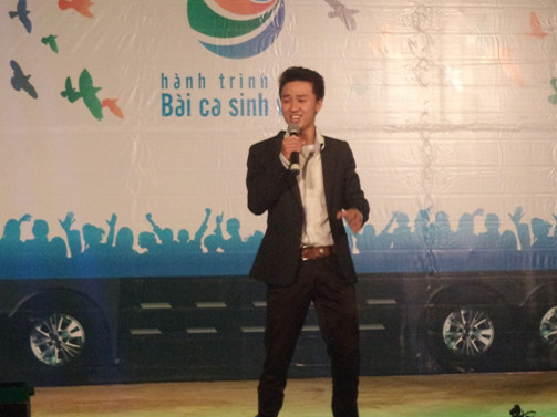 Tiết mục “Chạy mưa” của Hồ Đức Thắng