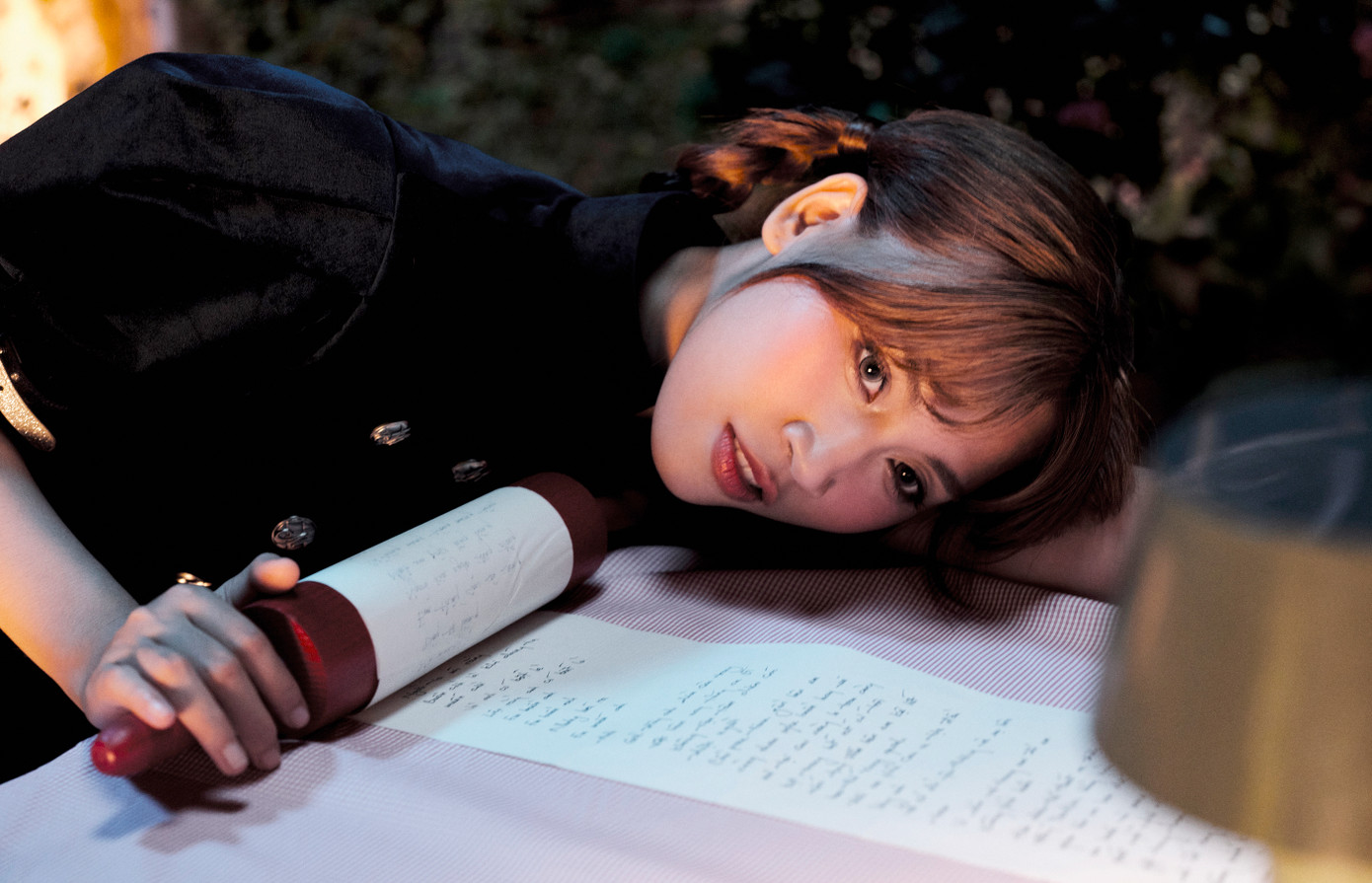 Nữ ca sĩ 10X đem lại màu sắc tươi mới cho nhạc Việt. Nữ ca sĩ 10X đem lại màu sắc tươi mới cho nhạc Việt.