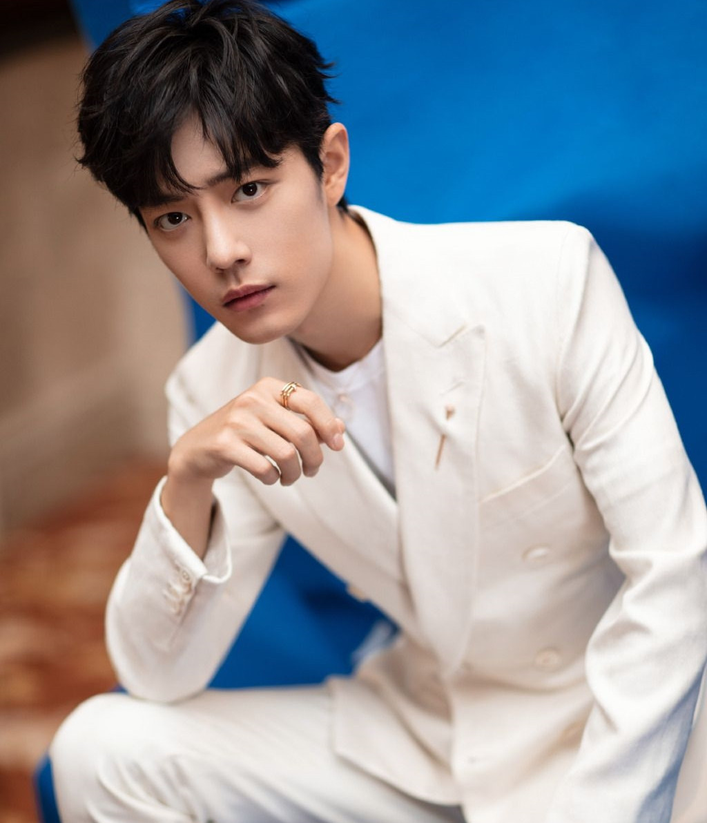 Lý Ái Khanh có quan hệ mờ ám với một số nam diễn viên hạng B và một số ngôi sao hàng đầu.