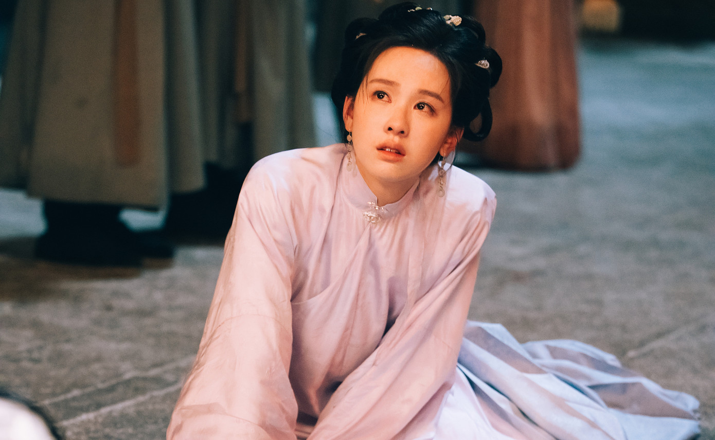 Sự thành công của phim Khi chim nhạn trở về giúp Trần Đô Linh "đổi đời". Theo Sina, ngay trong tháng 4, nữ diễn viên có thêm 6 sự kiện mới hợp tác với các thương hiệu cao cấp hoặc lịch trình chụp ảnh bìa tạp chí. Điều này thể hiện nữ diễn viên đã được các nhà sản xuất công nhận, được khán giả yêu thích.