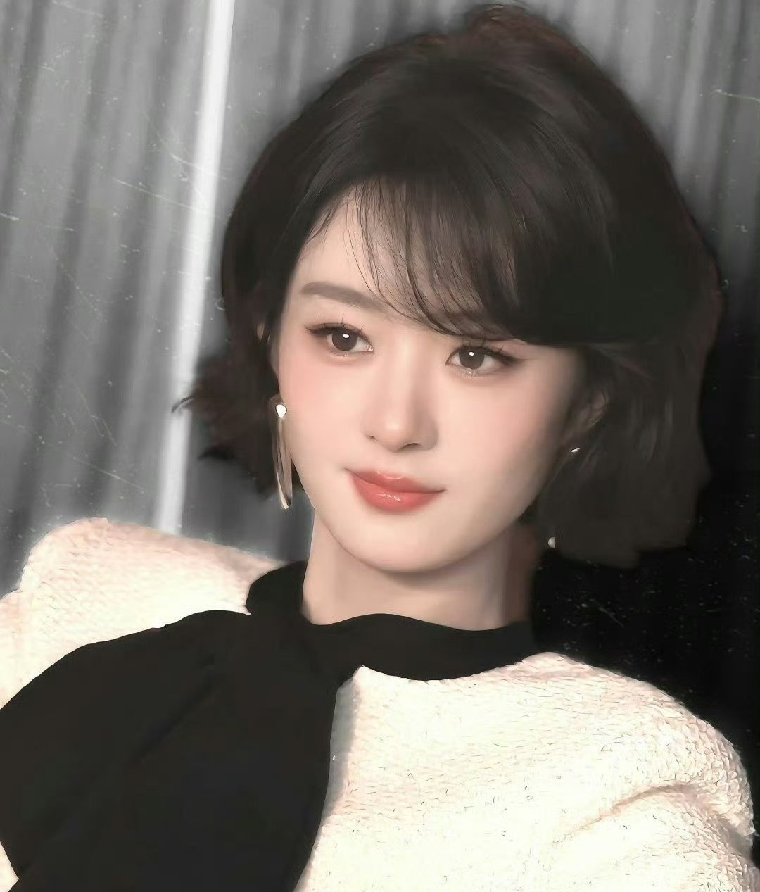 Triệu Lệ Dĩnh đang chuyển hướng sang đóng phim chính kịch, thử sức với nhiều loại vai hơn.