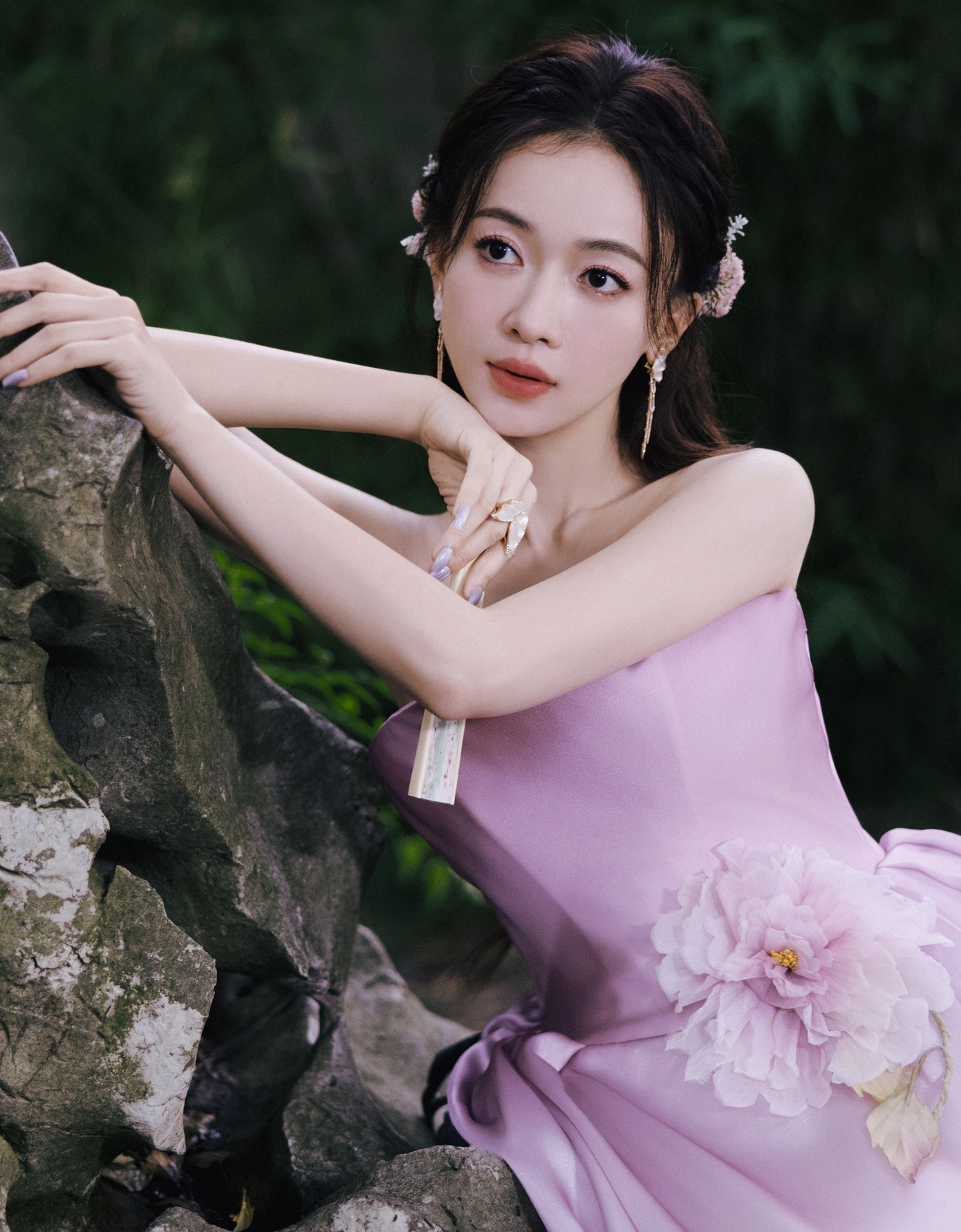 Phim của Ngô Cẩn Ngôn khó khởi quay vì Trần Triết Viễn yêu sách. Phim của Ngô Cẩn Ngôn khó khởi quay vì Trần Triết Viễn yêu sách.