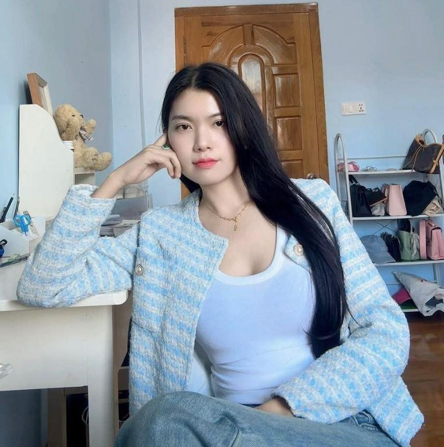 Phải mất 6 ngày, đội cứu hộ mới có thể tìm thấy thi thể của người đẹp xấu số. Phải mất 6 ngày, đội cứu hộ mới có thể tìm thấy thi thể của người đẹp xấu số.