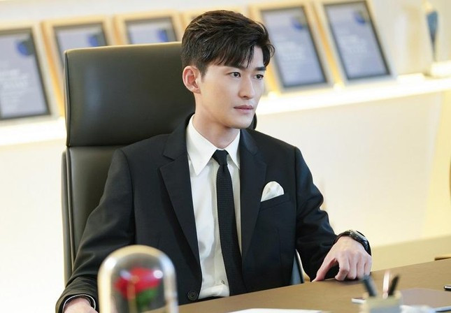 Trương Hàn luôn giữ hình tượng "tổng tài bá đạo" nên đã lỗi thời. Trương Hàn luôn giữ hình tượng "tổng tài bá đạo" nên đã lỗi thời.