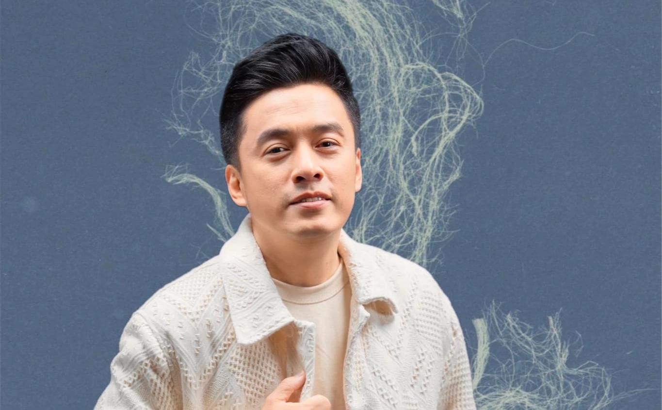 Nam ca sĩ cho biết thời trẻ thường nghe nhạc Lam Trường. Nam ca sĩ cho biết thời trẻ thường nghe nhạc Lam Trường.