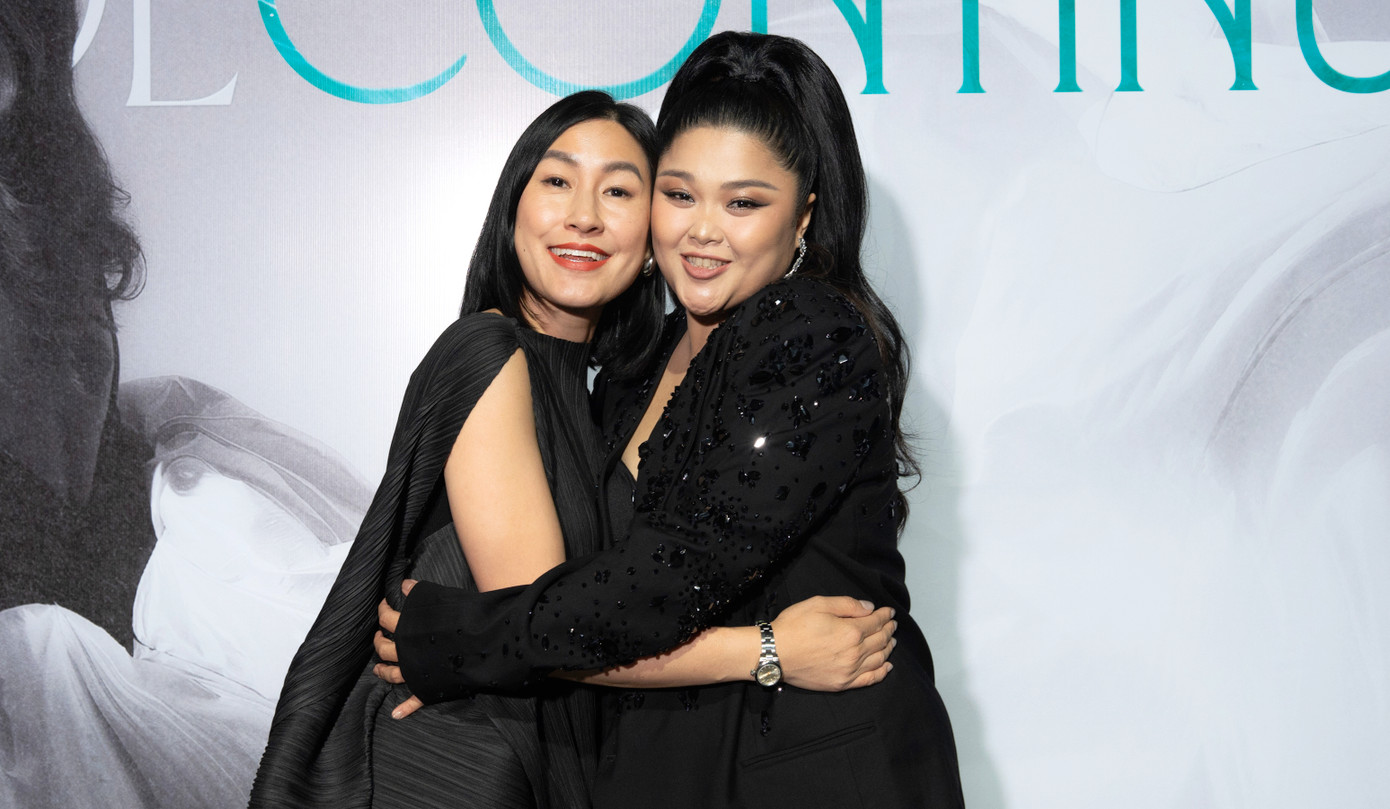 Nữ ca sĩ Kathy Uyên đến ủng hộ J.ADE - Bích Ngọc. Nữ ca sĩ Kathy Uyên đến ủng hộ J.ADE - Bích Ngọc.