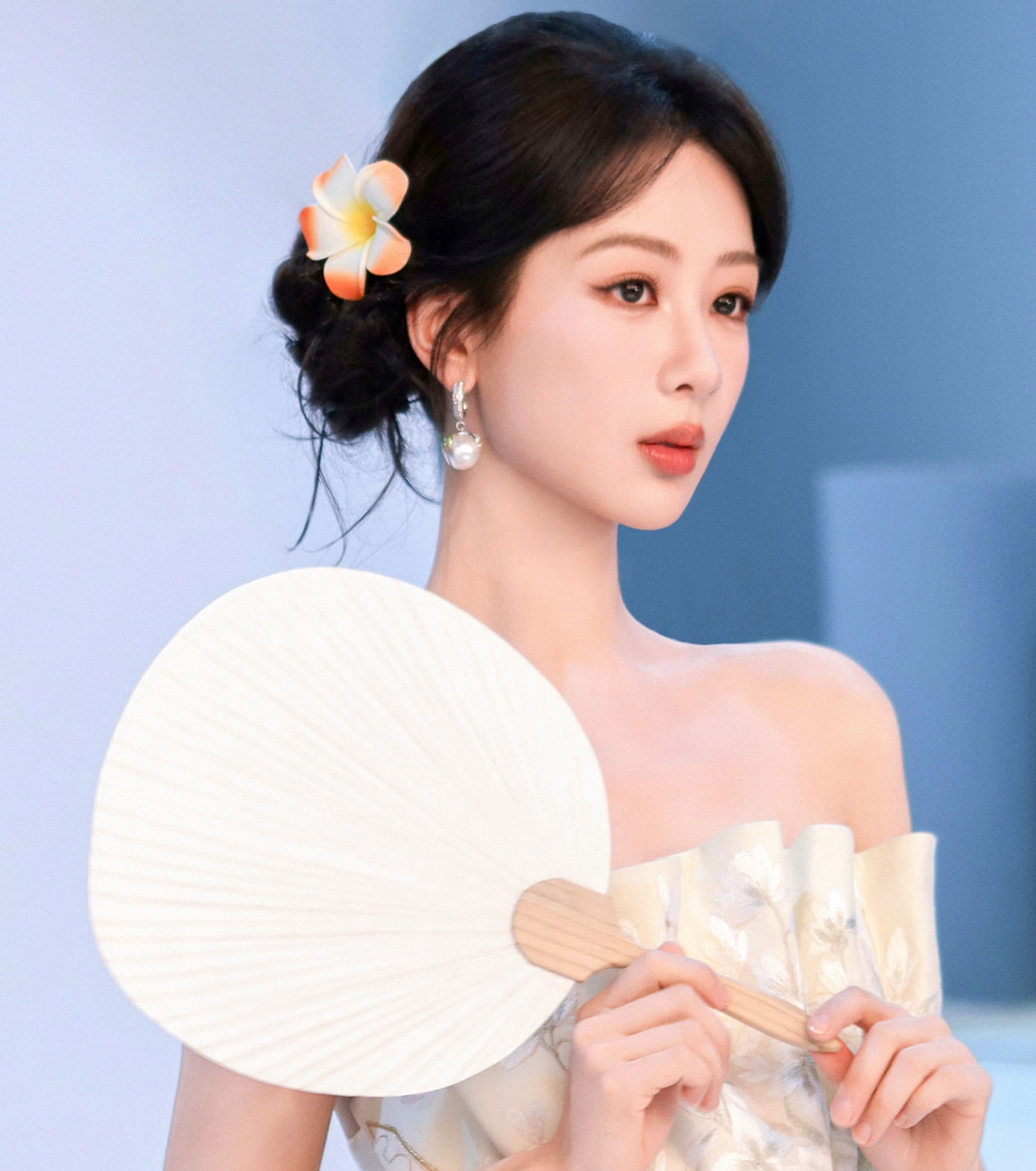 Lưu Diệc Phi và Dương Tử đang cạnh tranh giải Thị hậu Bạch Ngọc Lan. Lưu Diệc Phi và Dương Tử đang cạnh tranh giải Thị hậu Bạch Ngọc Lan.