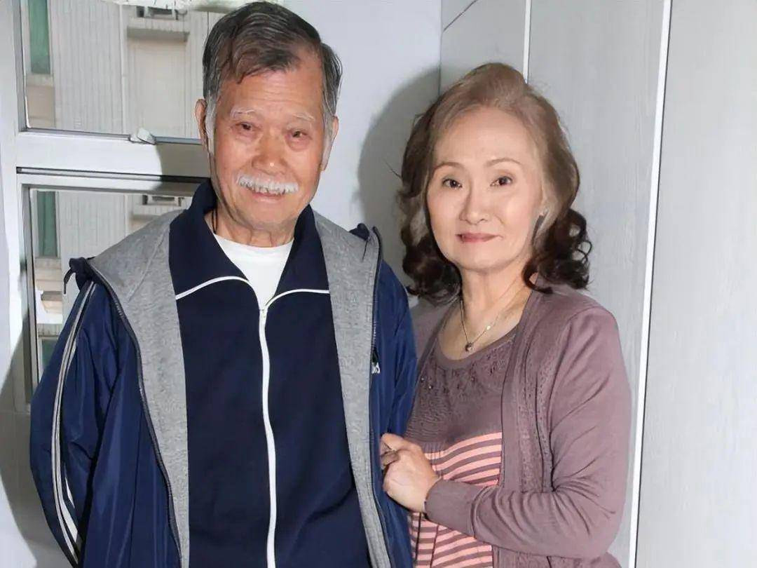 Hai nghệ sĩ Đường Gia và Tuyết Ni lần lượt qua đời chỉ cách nhau một tuần.