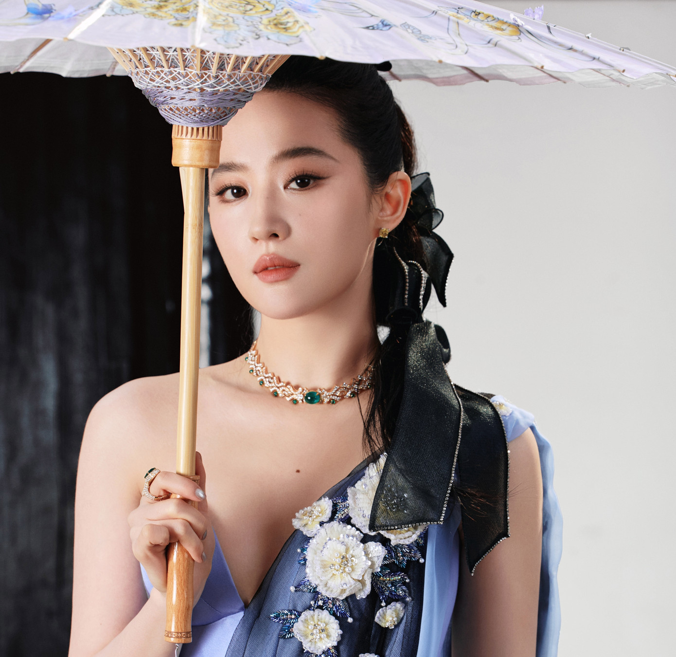 Lưu Diệc Phi đang có cơ hội đoạt giải Thị hậu Bạch Ngọc Lan đầu tiên trong sự nghiệp.