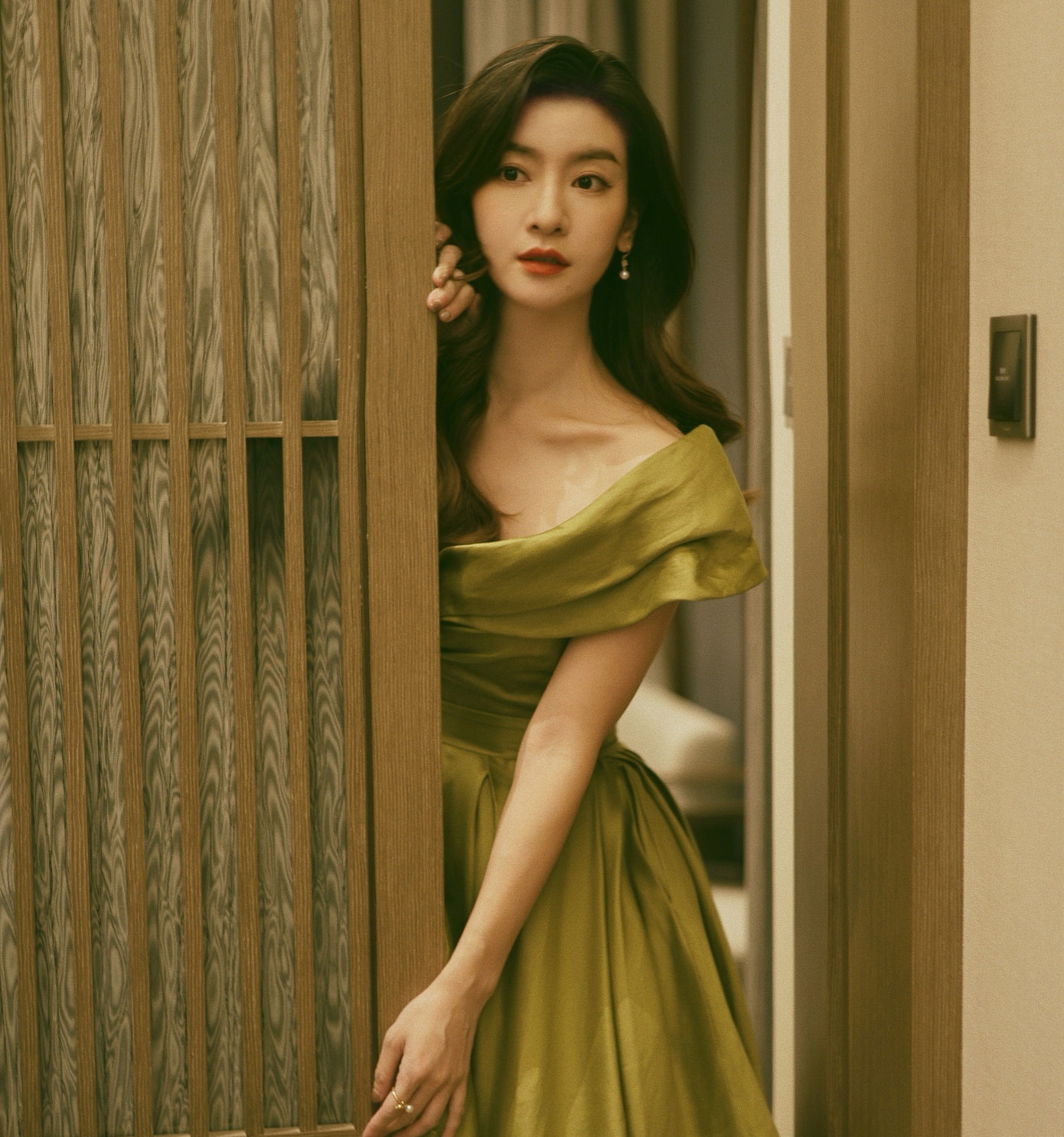 Lý Thạnh từng có hành động vô ơn với ân sư Quỳnh Dao. Lý Thạnh từng có hành động vô ơn với ân sư Quỳnh Dao.