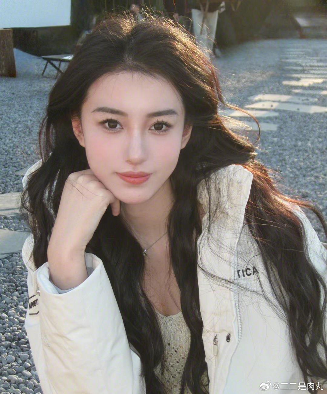 Ngay từ khi còn nhỏ Vương Tử Thuần đã mong muốn trở thành diễn viên. Khi học cấp ba, bên cạnh việc học văn hóa, cô còn tham gia các lớp đào tạo diễn xuất, để chuẩn bị thi vào các trường nghệ thuật. Ngay từ khi còn nhỏ Vương Tử Thuần đã mong muốn trở thành diễn viên. Khi học cấp ba, bên cạnh việc học văn hóa, cô còn tham gia các lớp đào tạo diễn xuất, để chuẩn bị thi vào các trường nghệ thuật.