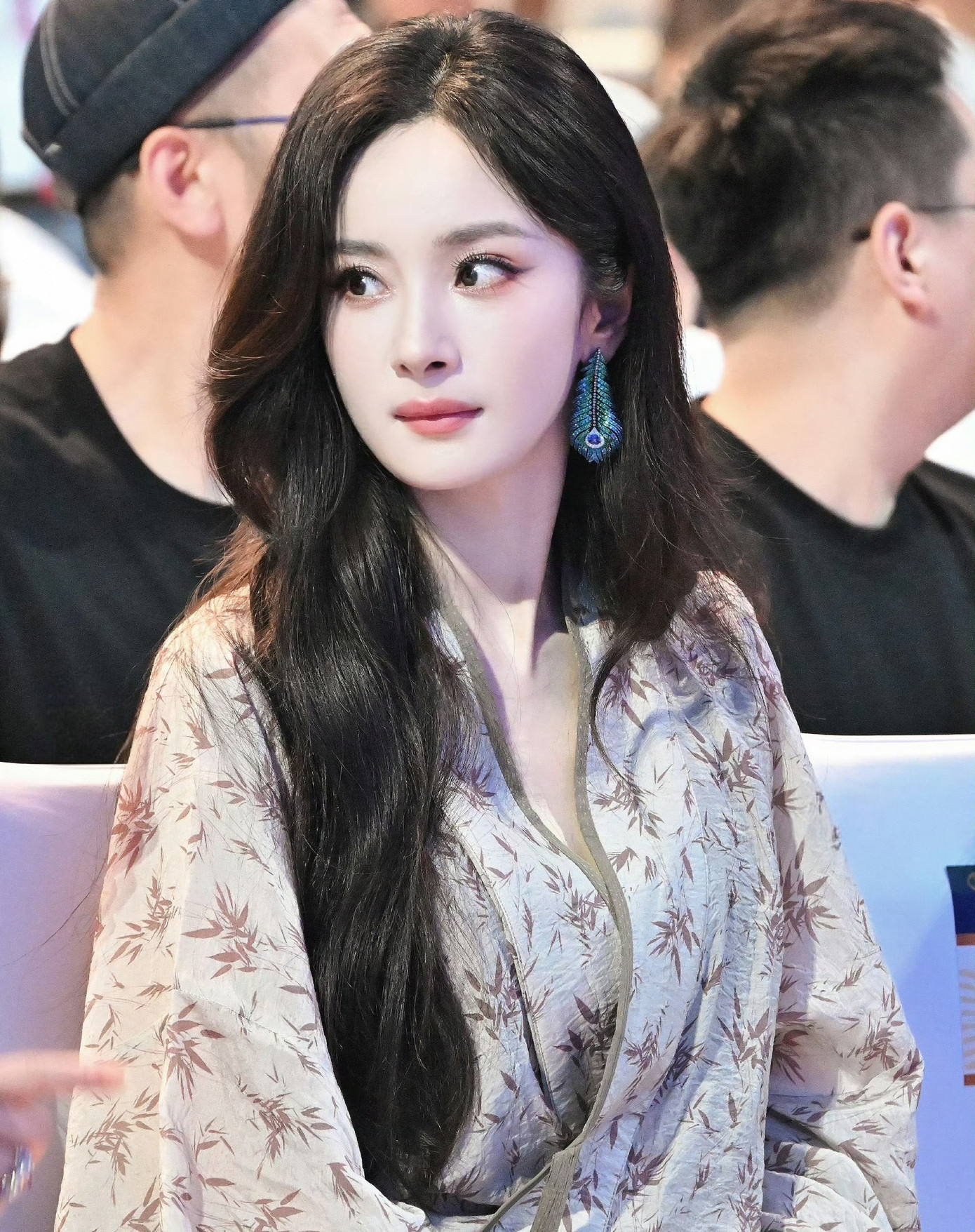 Dương Mịch thường chạy theo các trào lưu độc hại chỉ để gây chú ý với công chúng.