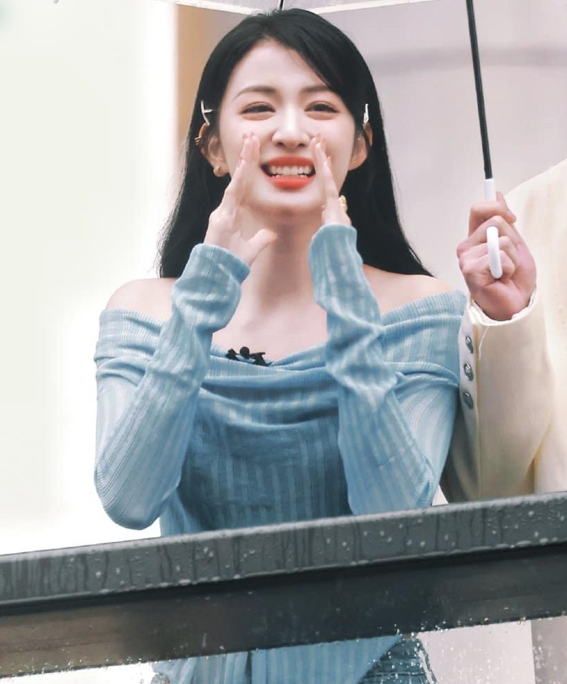 Sắp tới, Vương Sở Nhiên gặp lại khán giả trong dự án Phong ảnh nhiên mai hương, đóng cặp với nam diễn viên Lý Hoành Nghị. Trong phim, nữ diễn viên thể hiện vai sát thủ lạnh lùng với khả năng võ thuật tuyệt đỉnh.