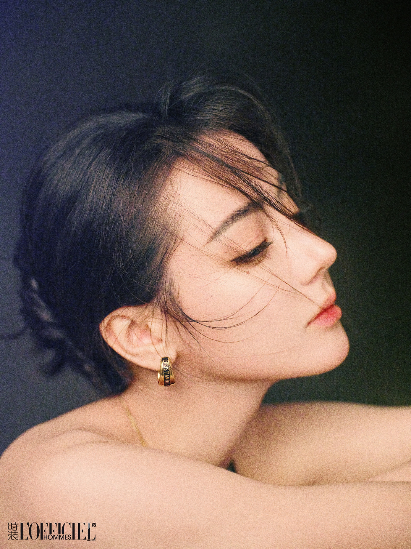 Theo Sohu, nếu Nhiệt Ba được đóng chính trong phim của vua hài Hong Kong Châu Tinh Trì, đây là cơ hội lớn với nữ diễn viên và là bước tiến lớn trong sự nghiệp của cô. Trước đó, Địch Lệ Nhiệt Ba chỉ có tài nguyên trong mảng phim truyền hình. Bộ phim điện ảnh gần nhất của người đẹp là 21 Carat đã phát hành 7 năm trước. Theo Sohu, nếu Nhiệt Ba được đóng chính trong phim của vua hài Hong Kong Châu Tinh Trì, đây là cơ hội lớn với nữ diễn viên và là bước tiến lớn trong sự nghiệp của cô. Trước đó, Địch Lệ Nhiệt Ba chỉ có tài nguyên trong mảng phim truyền hình. Bộ phim điện ảnh gần nhất của người đẹp là 21 Carat đã phát hành 7 năm trước.