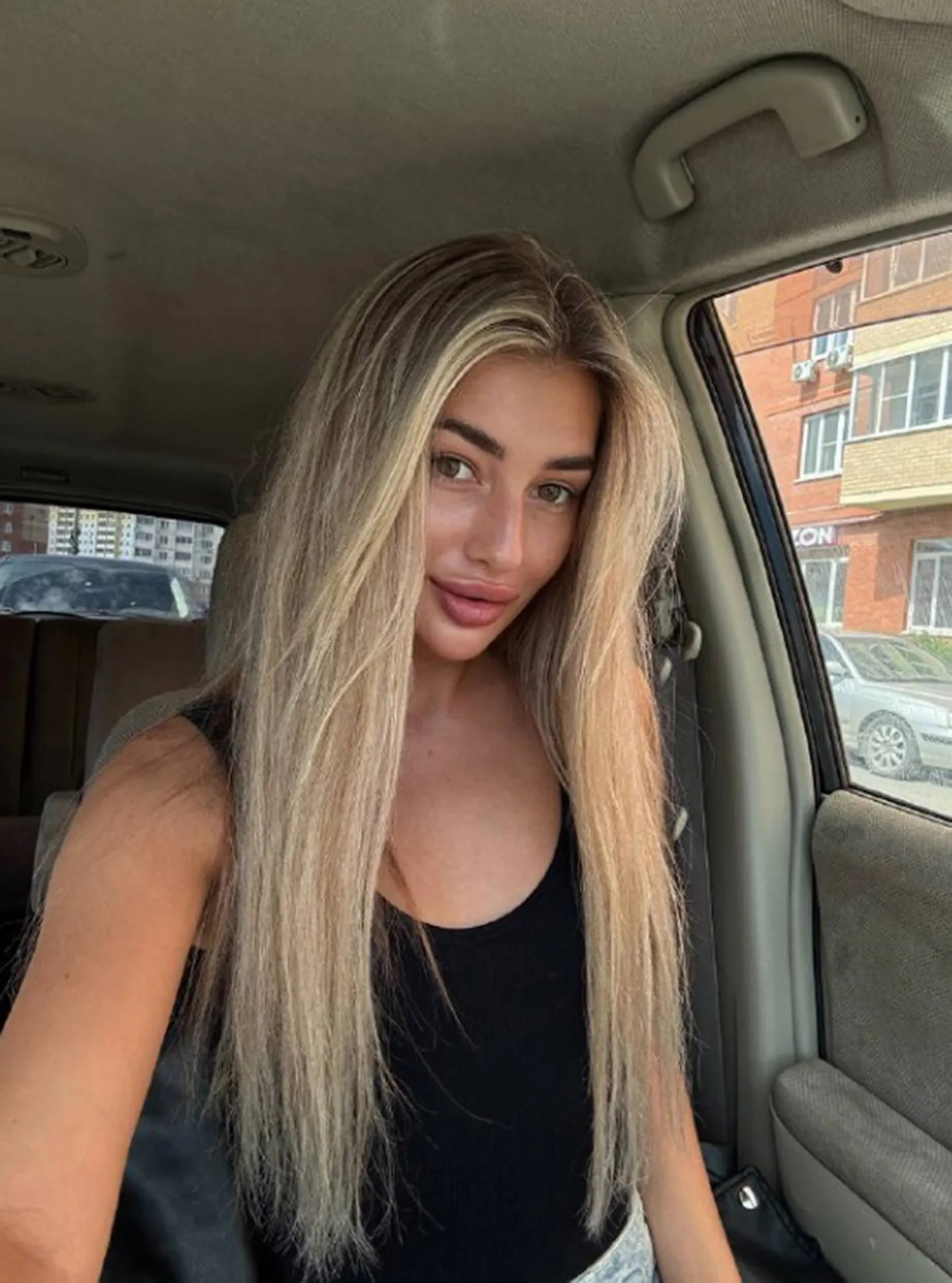 Kristina Belaya là ngôi sao truyền hình có sức ảnh hưởng tại Nga, tương lai của cô đang còn dài phía trước nhưng cuộc sống đã chấm dứt. Ảnh: The Sun