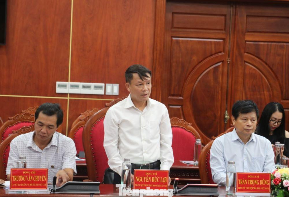 Ông Nguyễn Đức Lợi, Phó Chủ tịch Thường trực Hội Nhà báo Việt Nam phát biểu tại buổi làm việc. Ông Nguyễn Đức Lợi, Phó Chủ tịch Thường trực Hội Nhà báo Việt Nam phát biểu tại buổi làm việc.