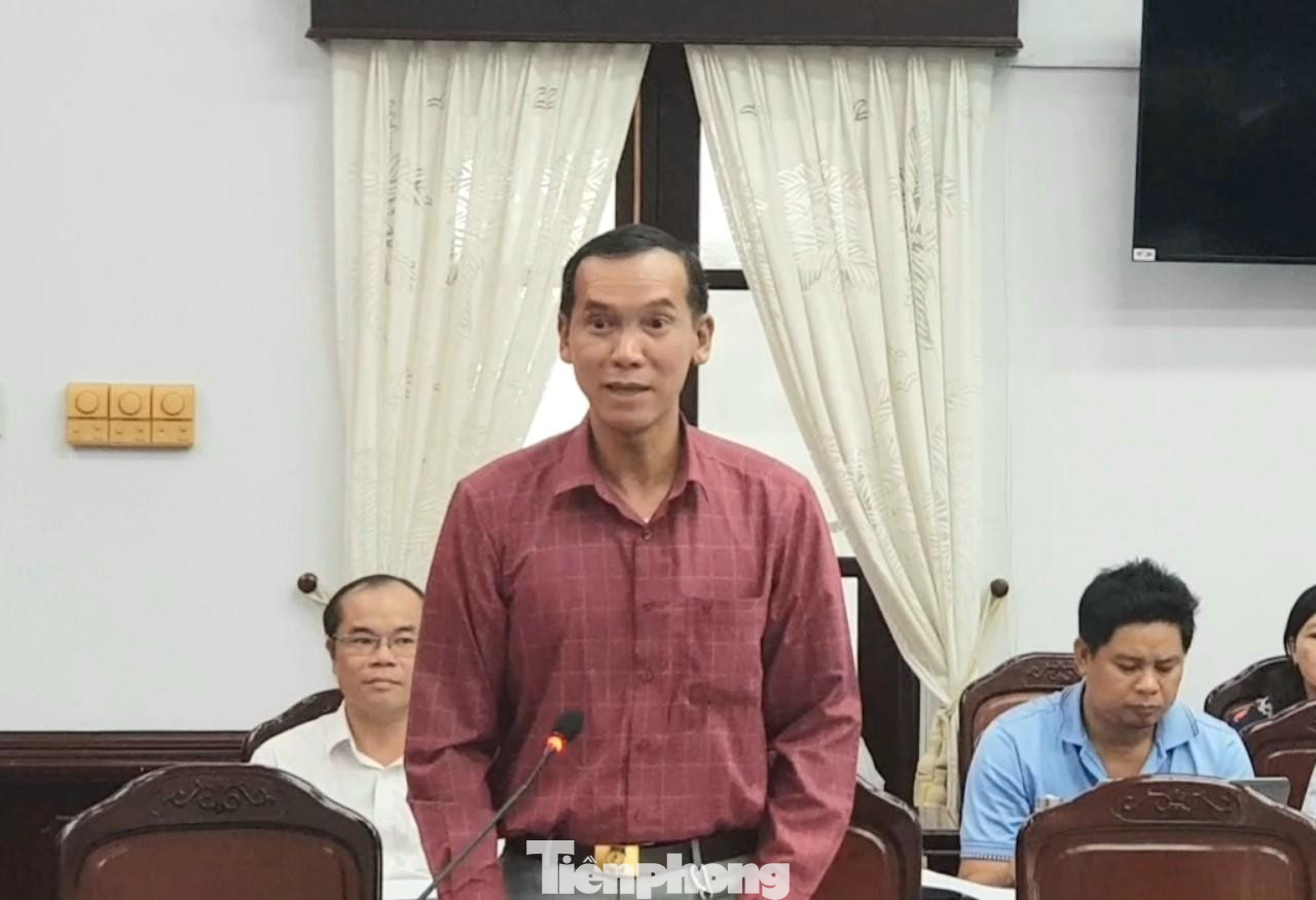 Ông Lý Công Bắc - Phó Chủ nhiệm UBKT Tỉnh uỷ, thông tin về việc đình chỉ sinh hoạt Đảng đối với ông Châu Văn Mỹ. Ông Lý Công Bắc - Phó Chủ nhiệm UBKT Tỉnh uỷ, thông tin về việc đình chỉ sinh hoạt Đảng đối với ông Châu Văn Mỹ.