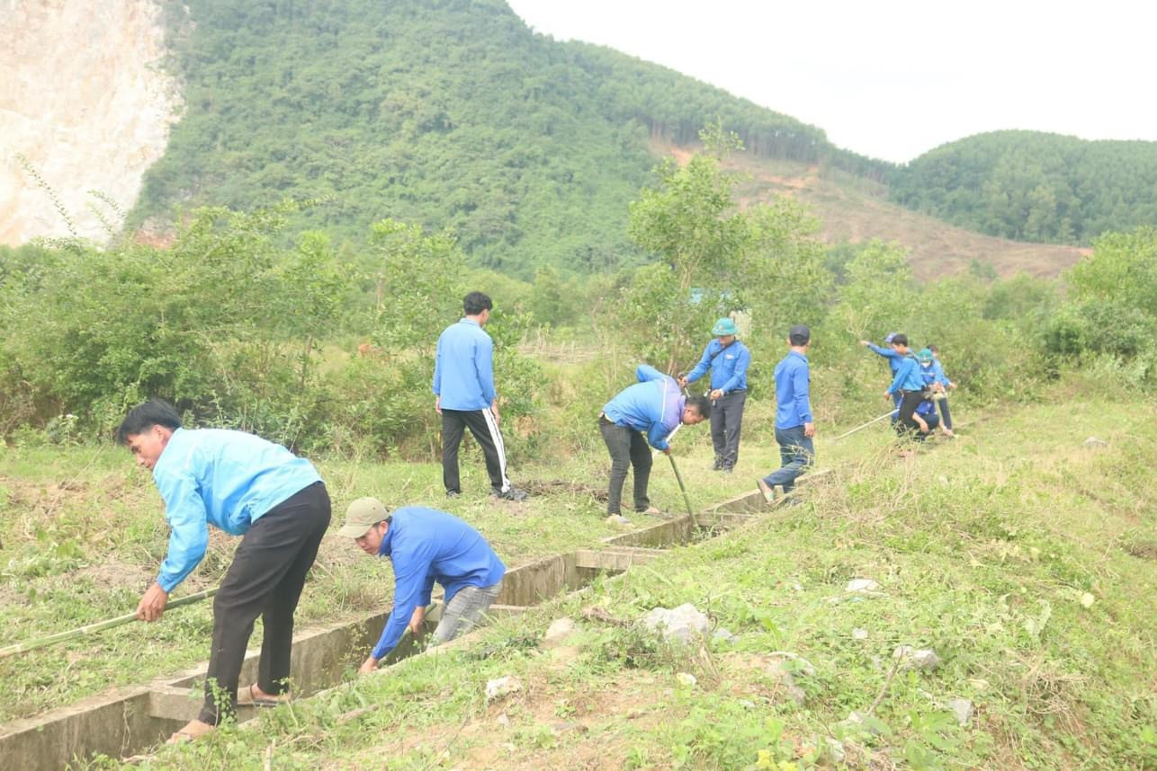 Nhiều hoạt động thiết thực ngay sau lễ ra quân Nhiều hoạt động thiết thực ngay sau lễ ra quân