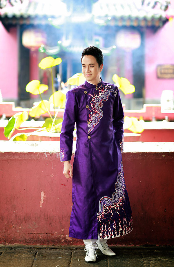 Nhật Tinh Anh bảnh bao trên phố ngày Tết ảnh 8