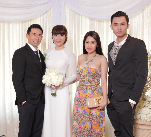 Ngọc Quyên và chú rể Việt kiều quậy hết cỡ trong lễ cưới ảnh 6