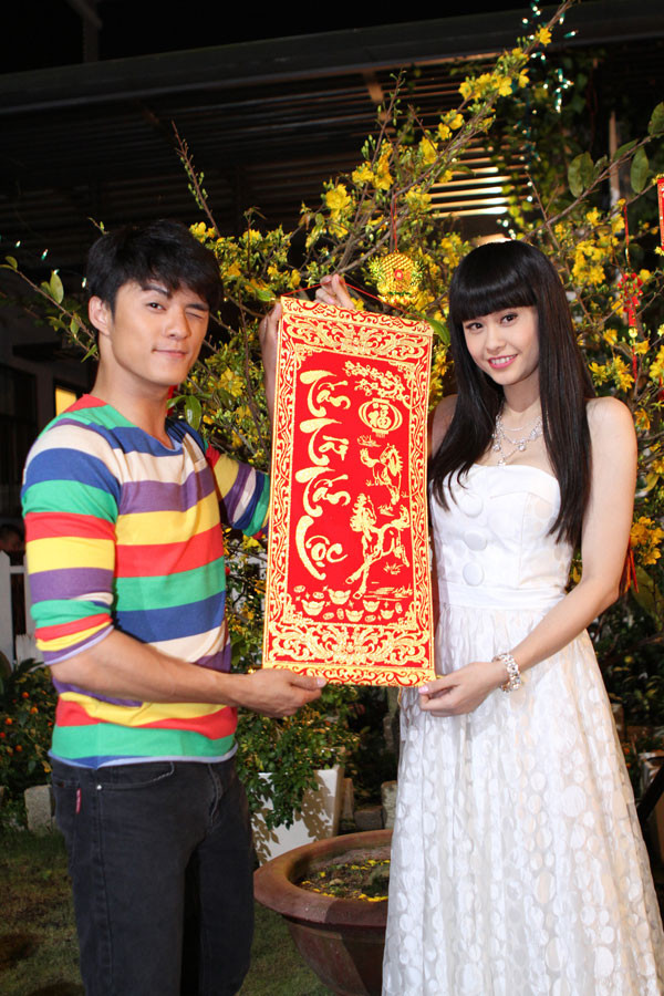 Trương Quỳnh Anh rạng rỡ đón xuân ảnh 1