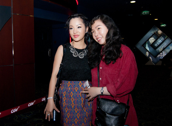 'Bà già' Thúy Nga 'cưa sừng làm nghé' ở rạp phim ảnh 9