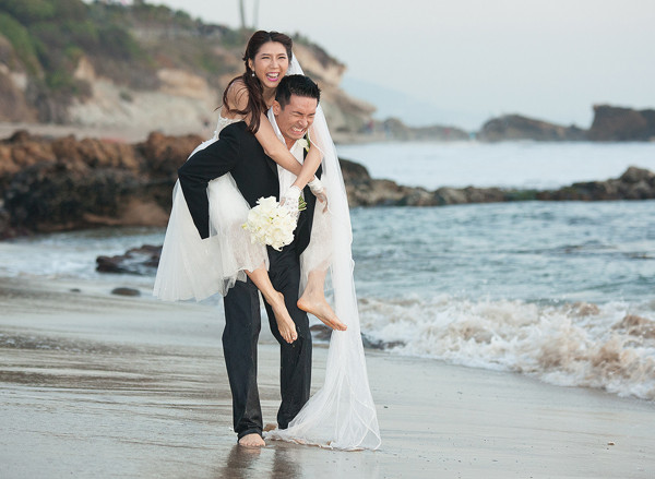 Ngọc Quyên và chồng đón hoàng hôn lãng mạn trên biển ảnh 11