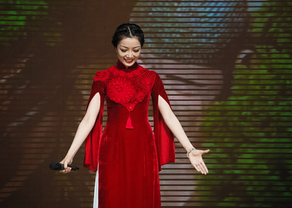 Phạm Thu Hà "chào Xuân" tại Trung Quốc ảnh 3