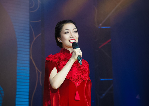 Phạm Thu Hà "chào Xuân" tại Trung Quốc ảnh 6