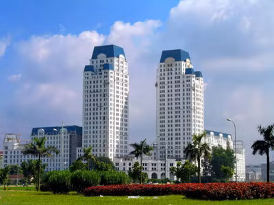Bất động sản cùng với chứng khoán khó tạo được đột phá từ nay đến cuối năm. (Nguồn: Internet)