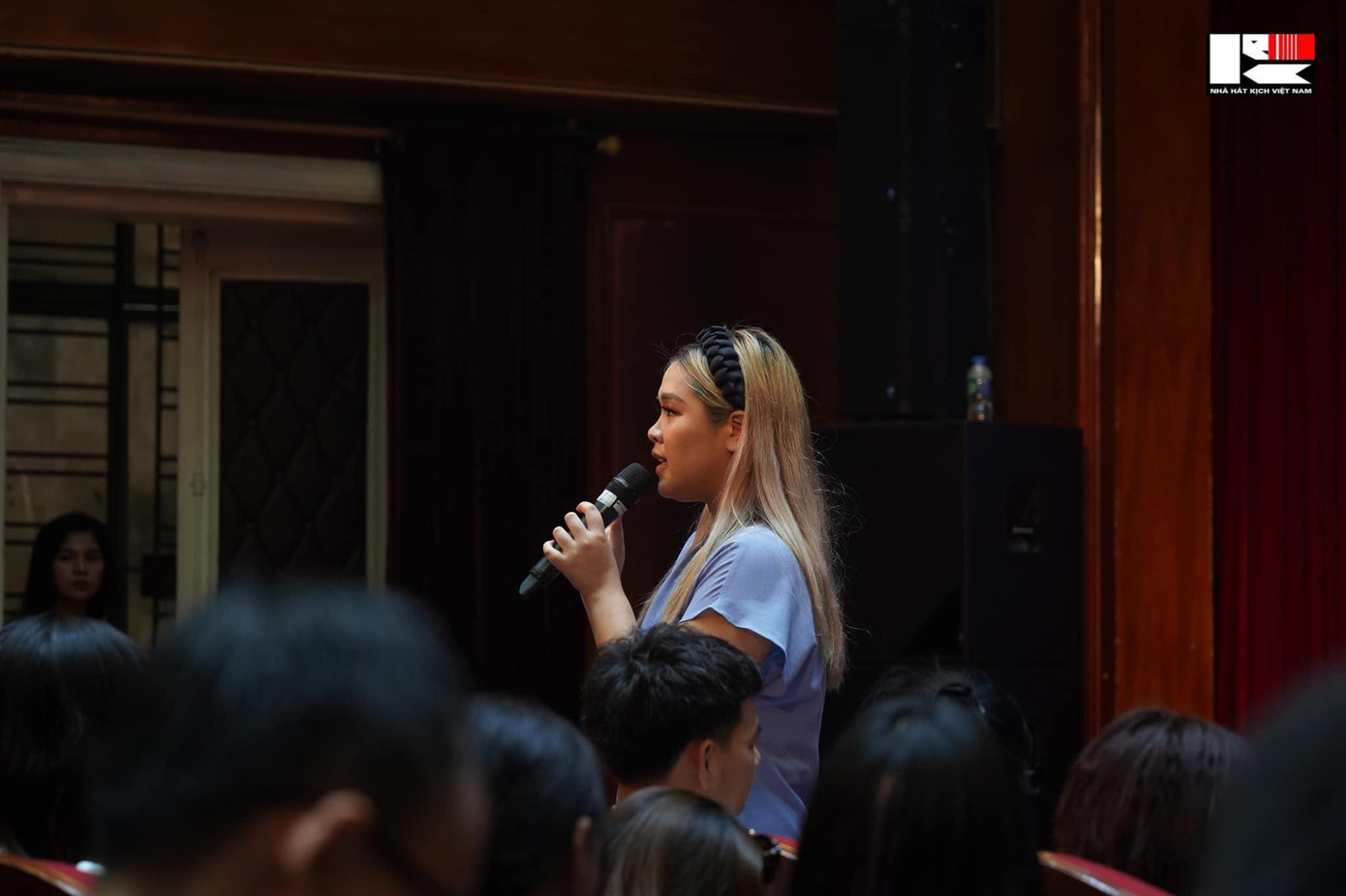 Nữ đạo diễn 21 tuổi Lê Diệu My. Nữ đạo diễn 21 tuổi Lê Diệu My.