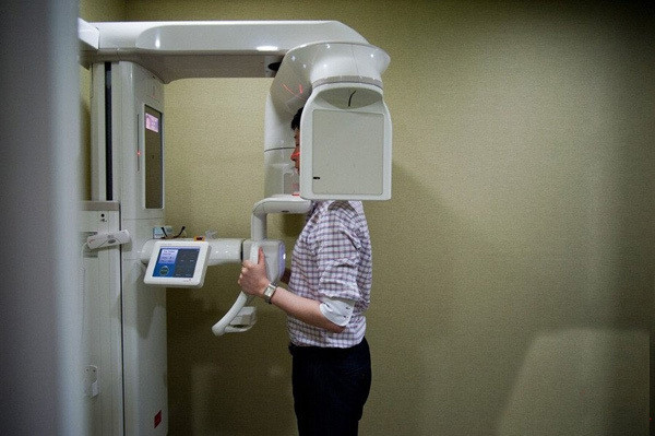 Những người chuẩn bị phẫu thuật phải trải qua các xét nghiệm, kiểm tra sức khỏe, bệnh lý trước khi lên bàn mổ