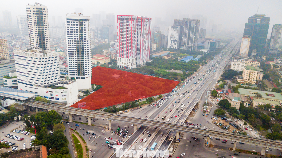 Hà Nội bổ sung dự án Xây dựng Tổ hợp công trình Trung tâm thương mại, căn hộ và văn phòng tại phường Dịch Vọng Hậu (quận Cầu Giấy) vào kế hoạch sử dụng đất năm 2024.