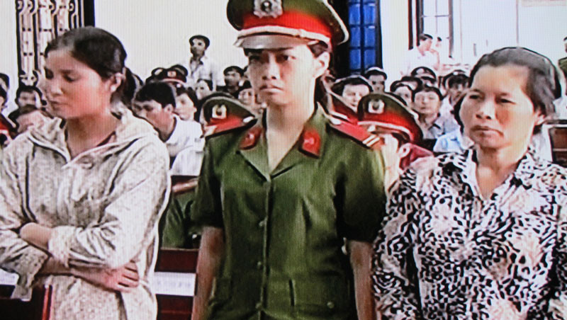 Bị cáo Phạm Thị Báu và Nguyễn Thị Thương