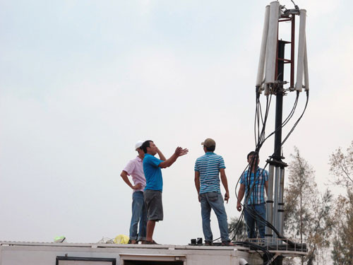 Các trạm phát sóng viễn thông lưu động đã hoàn tất việc lắp đặt