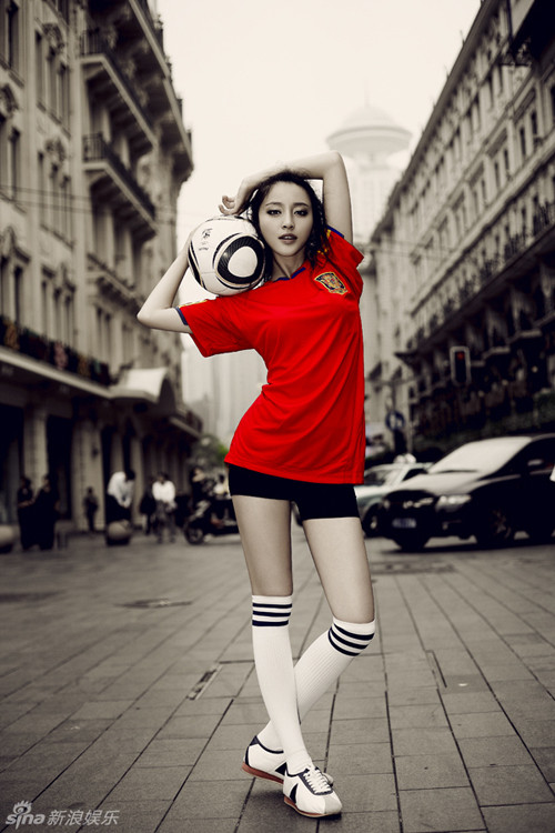 Can Đình Đình khoe đường cong cơ thể hoàn hảo Quyến rũ với đôi chân dài thon gọn và khuôn mặt thanh tú Diện áo sexy khoe vòng 1 đầy đặn Can Đình Đình sở hữu một đôi mắt biết nói Người đẹp trong bộ đồ thể thao khỏe khoắn Màn phô diễn hình thể đầy táo bạo trên tạp chí FHM Người đẹp gợi cảm dưới nắng hè Can Đình Đình sở hữu một vẻ đẹp chết người