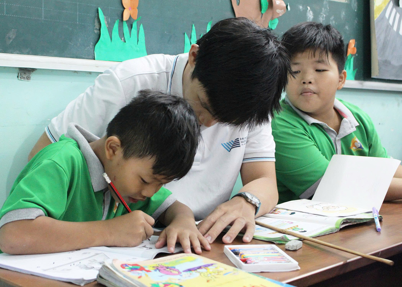 Tại đây, các bạn sinh viên sẽ trở thành những "người thầy, người cô" dìu dắt các em. Ảnh: Phi Long - Lê Anh Tại đây, các bạn sinh viên sẽ trở thành những "người thầy, người cô" dìu dắt các em. Ảnh: Phi Long - Lê Anh