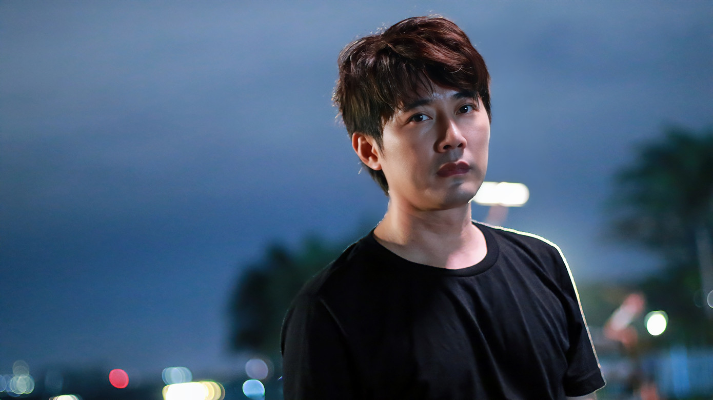 Tạo hình của Khôi Trần trong vai phản diện.