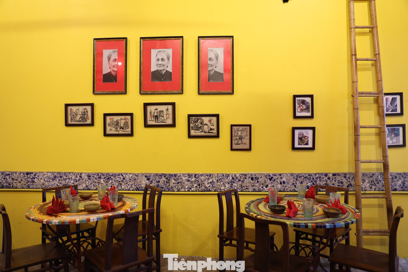 Cận cảnh nhà hàng nơi Tim Cook thưởng thức món cà phê trứng. Ảnh: Trọng Tài. Cận cảnh nhà hàng nơi Tim Cook thưởng thức món cà phê trứng. Ảnh: Trọng Tài.