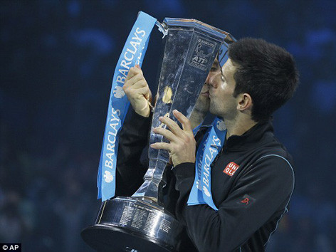 Djokovic giành giải thưởng cá nhân cuối cùng mùa giải đầy ấn tượng. ảnh: AP. Djokovic giành giải thưởng cá nhân cuối cùng mùa giải đầy ấn tượng. ảnh: AP