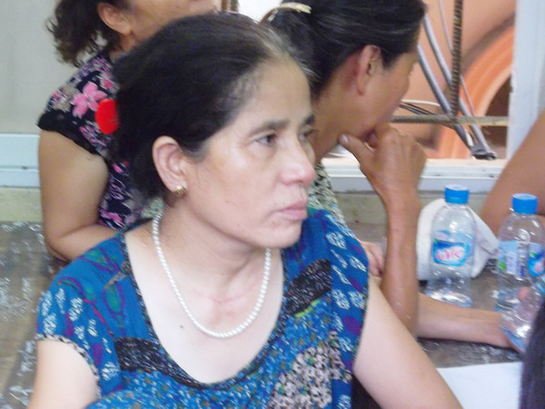 Bà Nguyễn Thị Hòa - con dâu cụ Dăm đau xót trước mất mát quá lớn