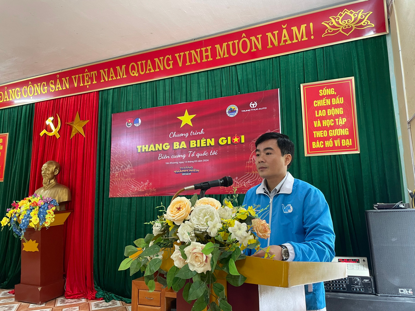 Bí thư Tỉnh Đoàn, Chủ tịch Hội LHTN tỉnh Thanh Hóa phát biểu tại chương trình. Bí thư Tỉnh Đoàn, Chủ tịch Hội LHTN tỉnh Thanh Hóa phát biểu tại chương trình.
